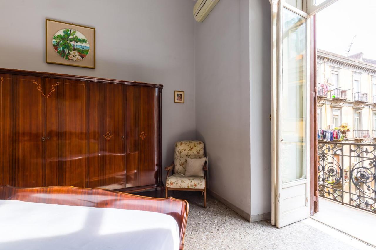 Rettifilo Family Apartment By Wonderful Italy Naples Exterior photo