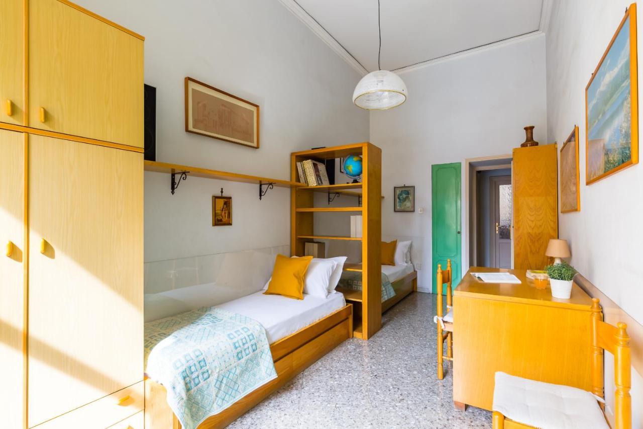 Rettifilo Family Apartment By Wonderful Italy Naples Exterior photo