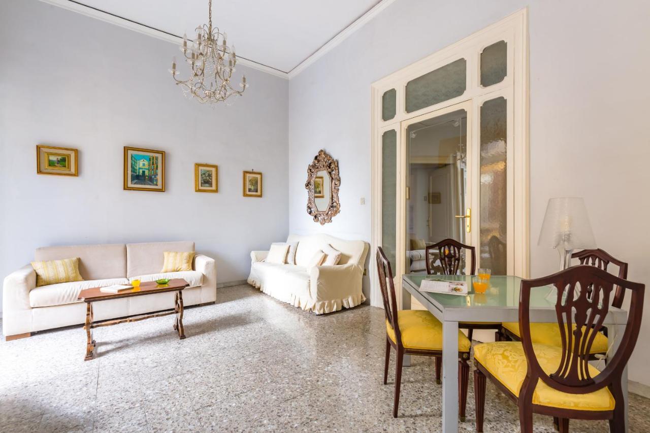 Rettifilo Family Apartment By Wonderful Italy Naples Exterior photo